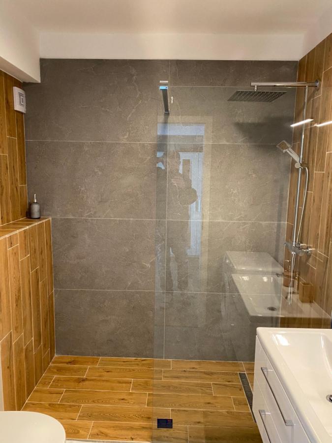 אורדאה Flamingo Suites מראה חיצוני תמונה
